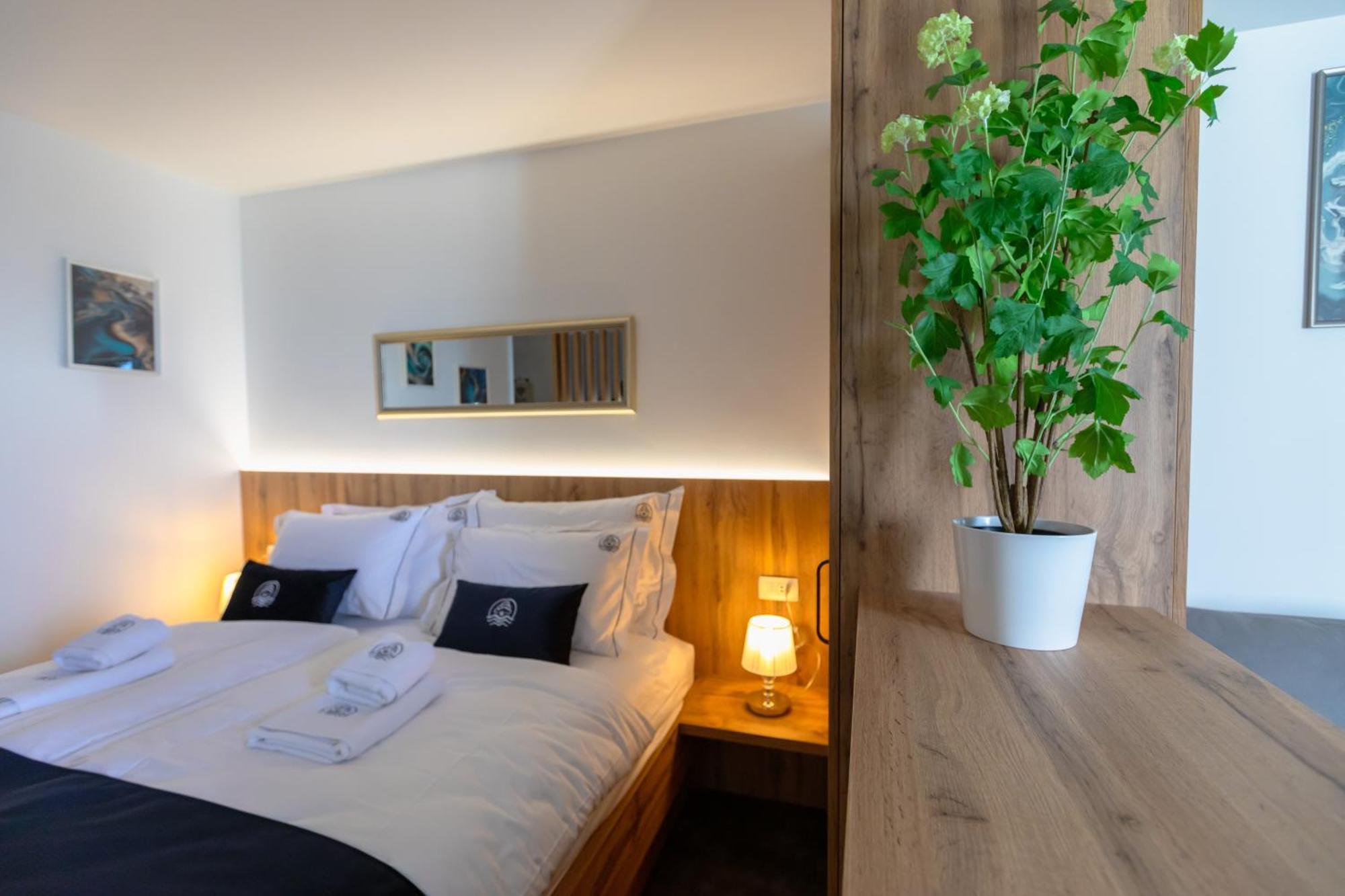 Blue Pearl Elite Apartments Piran Extérieur photo